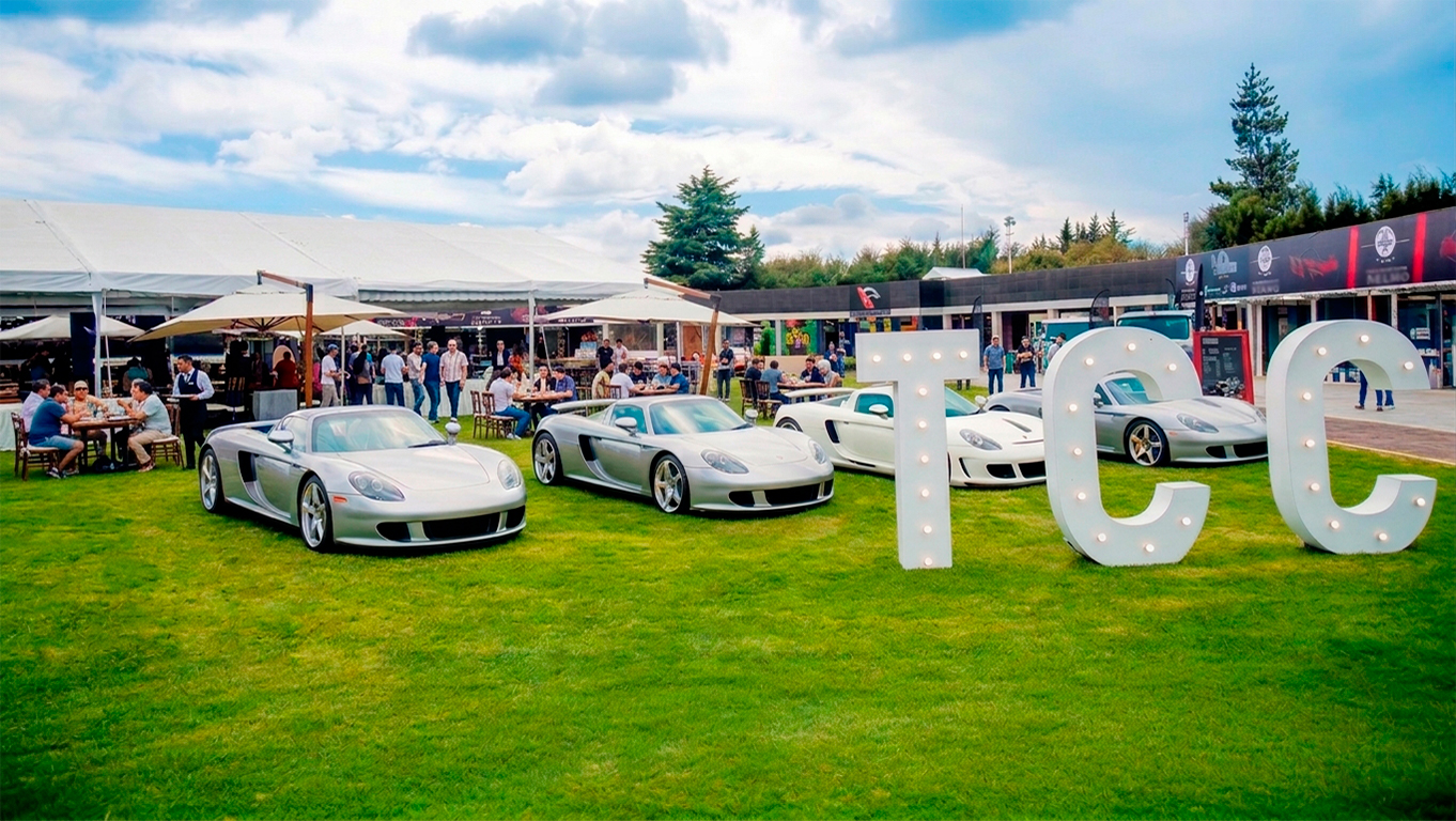 Exhibición de autos de colección en Top Car Collectors México
